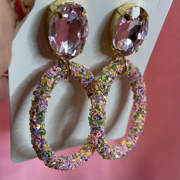 Elegant Pink sequin dangle, drop earrings - Picture 3 of 3